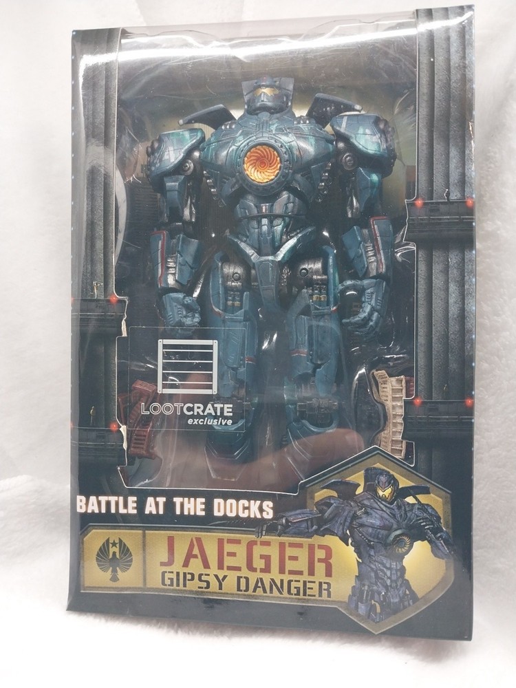 Loot Crate Exclusive Jaeger Gipsy Danger Figure New In Box Sealed