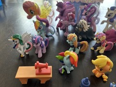 MY LITTLE PONY MLP Mixed LOT VARIOUS SIZES Friendship G4 Large Lot + Library