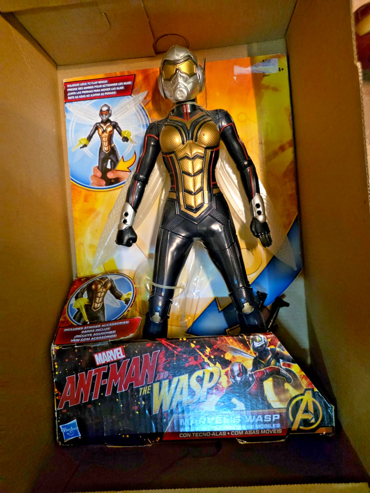 Hasbro Marvel Ant-Man & the Wasp Marvel’s Wasp with Wing FX 2017 New