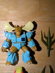 Battle Beasts 4 Complete Figures Lot #23 Horse #33 Moose #34 Chameleon 37 Walrus