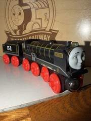 HIRO ! THOMAS FRIENDS TRAIN WOODEN Railway 2012 Fisher Price #51 Japanese￼