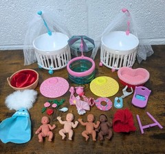 Zuru My Mini Baby Series 2 Accessories & 4 Silicon Babies Lot Of 33 Toys Figures