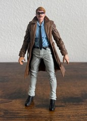 McFarlane DC Multiverse LOOSE Gold Label Year One Jim Gordon Commissioner & Card