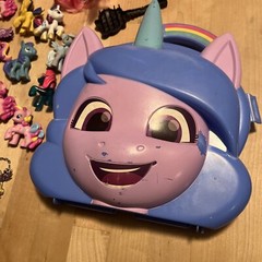 24 Pc Lot Hasbro My Little Pony Horse Figure Toy Lot With Carry Case Necklaces +