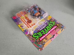 Teenage Mutant Ninja Turtles Classic Leonardo Storage Shell TMNT Action Figure