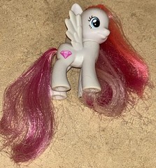 My Little Pony G4 Diamond Rose Friendship Is Magic – Preowened
