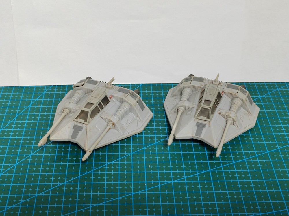 2 PCS STAR WARS Micro Galaxy Squadron SNOWSPEEDER W RARE CHASE LOOSE.
