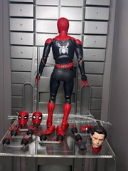 Mafex No.113 SPIDER-MAN Upgraded Suit 6″ Figure Medicom Toy LOOSE SCUFFED