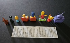 The Simpsons Italy 1999 TOY Chocolate & Surprise Mini Figures Complete Set Of 8