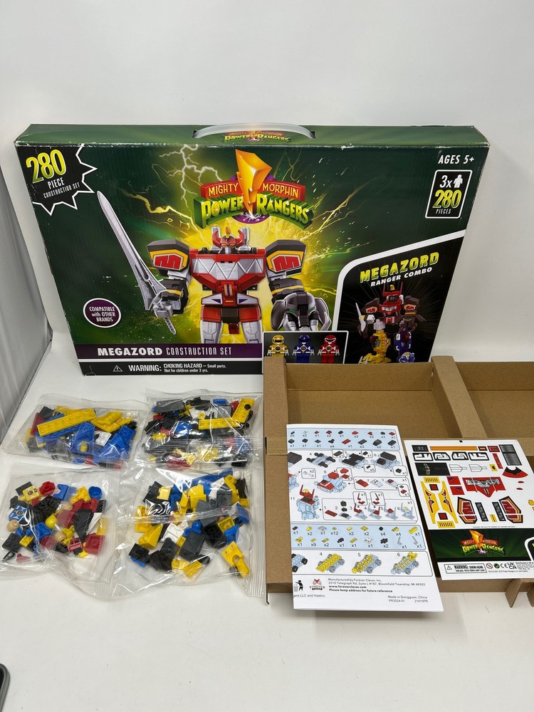 Mighty Morphin Power Rangers Megazord Construction Set 280 Pieces