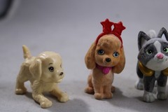 Barbie Pets Series 13 Tuxedo Cat Gold Neck Pillow Mini Flocked Lot Figure Dog