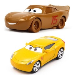 Disney Pixar Cars – Thunder Hollow Speedway Dr.Damage Arvy Cruz Die-cast Car