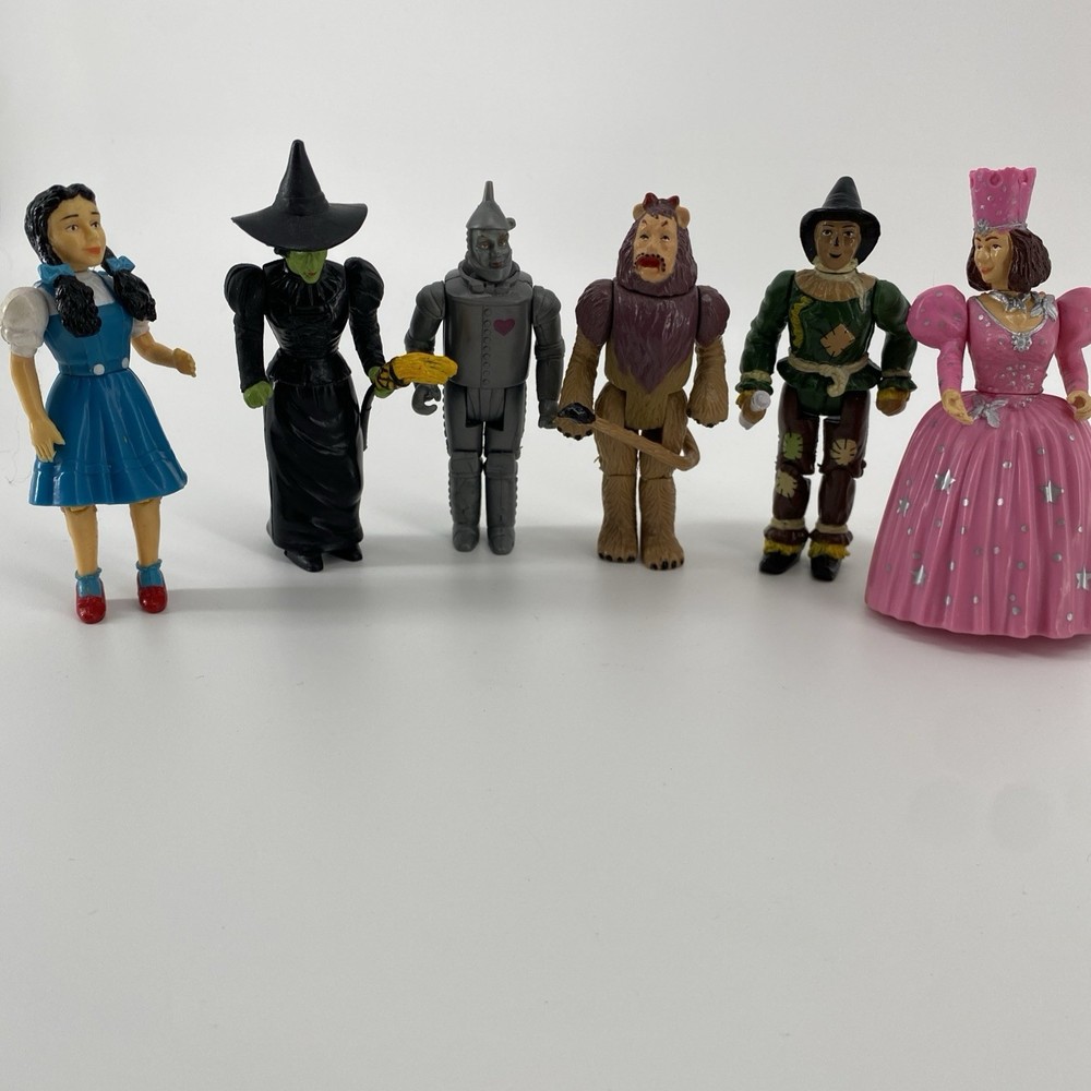 Vintage Wizard of Oz Action Figures Set 1988 MGM/UA Turner Dorothy Scarecrow