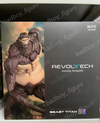 Kaiyodo Revoltech Amazing Yamaguchi Attack on Titan Beast Titan Model In Stock