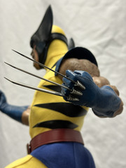 Sideshow Collectibles X-Men Wolverine Premium Format EXCLUSIVE Marvel #650/700