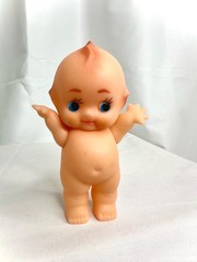 VINTAGE KEWPIE COIN BANK DOLL SOFT VINYL TOY JAPAN SOFUBI