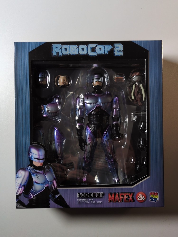 MAFEX No.226 ROBOCOP 2 RENEWAL Ver Robo Cop Medicom Toy Action Figure New Sealed