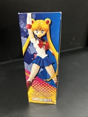 Bandai SH Figuarts Sailor Moon 20th Anniversary First Edition