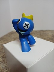 Rainbow friends blind bag figure SERIES 2 blue Roy Mojo open pack 2.5”