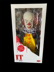 IT (1990) MDS Mega Scale Talking Pennywise Figure NEW