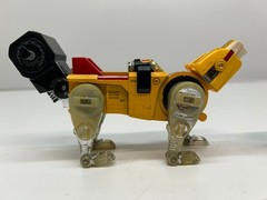 2 Vtg 1981 Y&K Japan Voltron Lions Yellow Blue Lion Diecast Toy GB-36 AsIs Parts