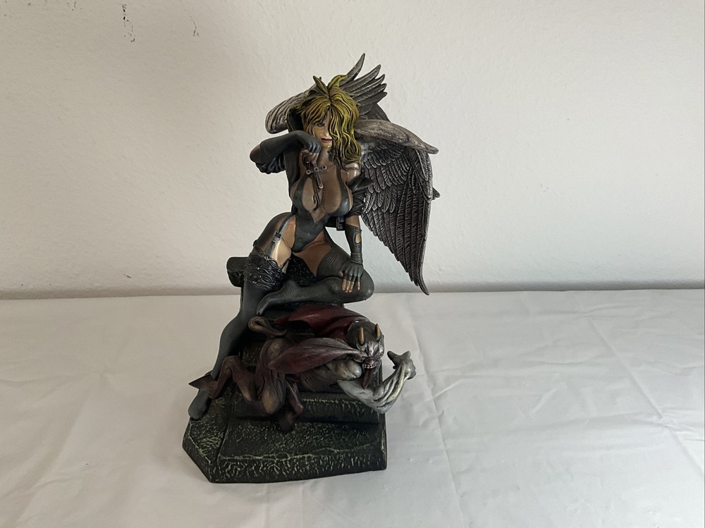 End of Eden Simon Bisley Figure Statue 1999