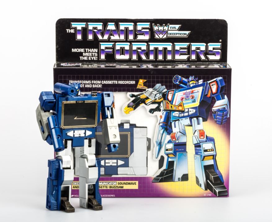 TRANSFORMERS G1 Reissue Soundwave with Buzzaw MISB Free SpeedPAK shipping