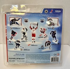 McFarlane’s Sports Pick Series 6 “Steve Yzerman” NHL 2003