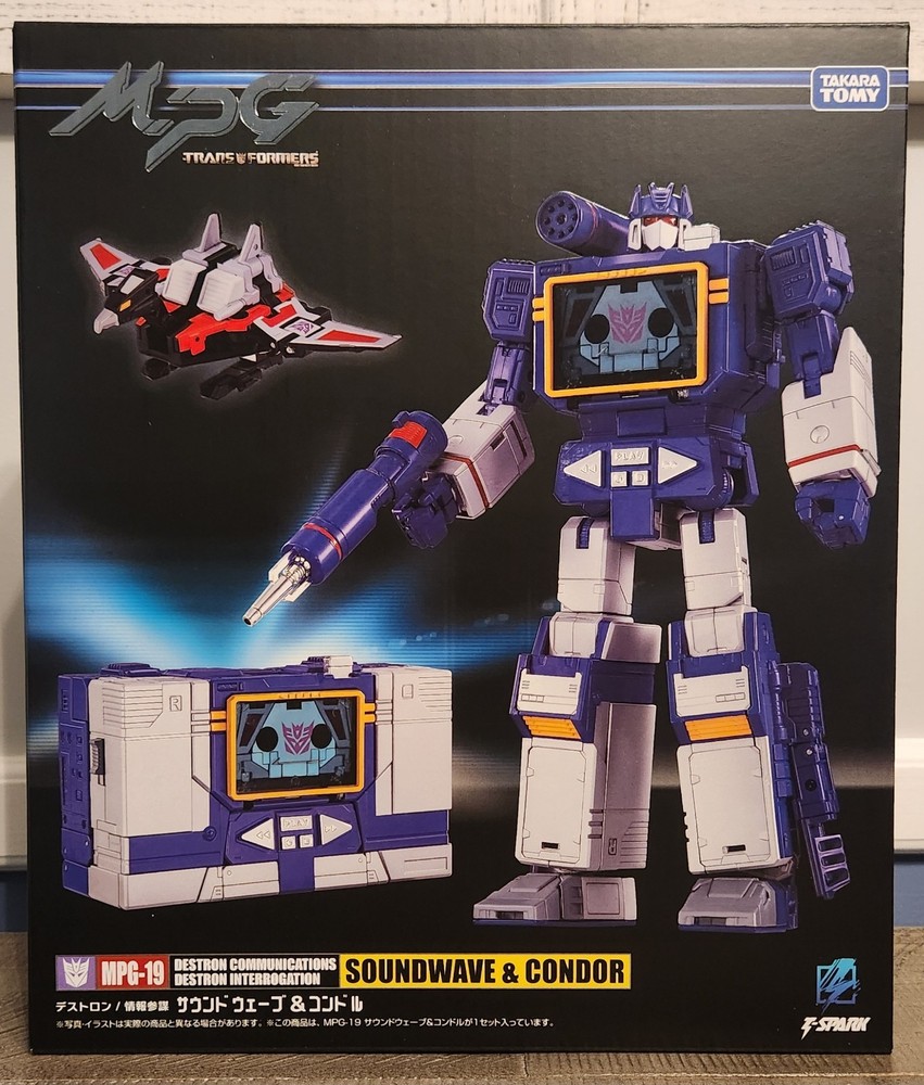 MISB in USA – Transformers Masterpiece MPG-19 Soundwave Laserbeak – IN HAND