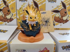 Funism Offical Pokémon Jolteon Evolution Adventure Confirmed New Box US STOCK