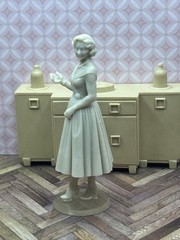 1:24 1950 Dollhouse Elegant Hostess Inspired by Marx