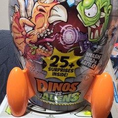 ZURU Smashers Dinos vs Aliens Rocket Playset Set w/ Fireable Missiles 25+