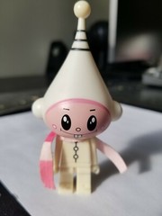 Dalek Pink and White Ice Bot – Kidrobot Designer Vynil Art Figure