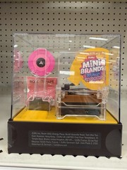 MGA’s Zuru Minibrands Real Vinyl Playable Music Record Player Mini Rosie Viral