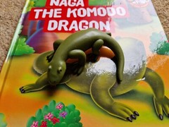 DEAGOSTINI MY ZOO ANIMALS COLLECTION – NAGA THE KOMODO DRAGON FIGURE & BOOK SET
