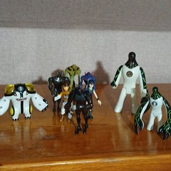 Ben 10 Ten Lot of 20 Action Figures Cartoon Network Vintage Mixed Lot