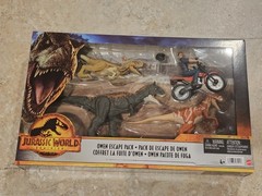 Mattel Jurassic World Dominion Owen Escape Pack Set Carnotaurus Atrociraptor
