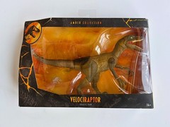 JURASSIC WORLD AMBER COLLECTION 6″ VELOCIRAPTOR – JURASSIC PARK – MIB!