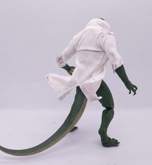 SU-NWH-LZLC: 1/2 Custom Wired Lab Coat for Marvel Legends No Way Home Lizard