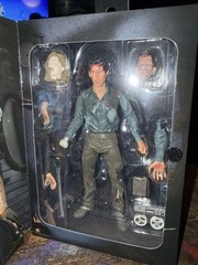 NECA Evil Dead 2 Dead By Dawn Ultimate Ash 7″ Action Figure