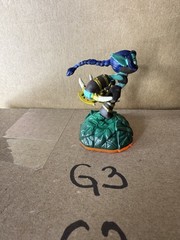 Activision Skylanders Spyro’s Adventure Stealth Elf Life Element Dagger Figure