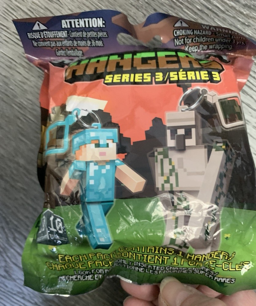 Minecraft Series 3 Random 1pc Hanger-Minecraft Blind Pkge with 1 Random Hanger