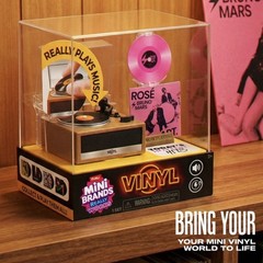 🎶 New! ZURU Mini Brands VINYL Series- *Uncommon* CHAPELL ROAN – Pink Pony Club