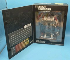 Transformers Megatron SE-02 Special Edition Universe Deluxe Class Brand NEW