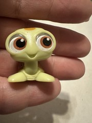 Rare Disney Doorables Series 4 Squirt from Finding Nemo Out Of Print