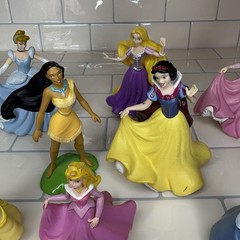 DISNEY Theme Park Store PRINCESS Play Set Cake Toppers LOT Of 11 Toy Figures