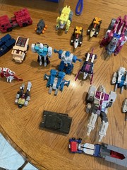 G1 Transformers Lot/ Loose/ 35 Bots/ Conditions AS-IS/