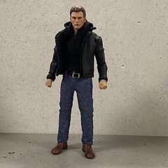 PB-JIG-SET: 1/12 Scale Black Coat, Jeans, Hoodie for Mezco Nota Slim body