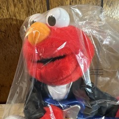 Rock N Roll ELMO Plush Guitar Plays Music Sings & Shakes 1997 – Sealed Bag