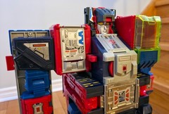 BRAVE MAXIMUS – C-027 Takara Transformers Car Robots RID 2001 (Open Box)